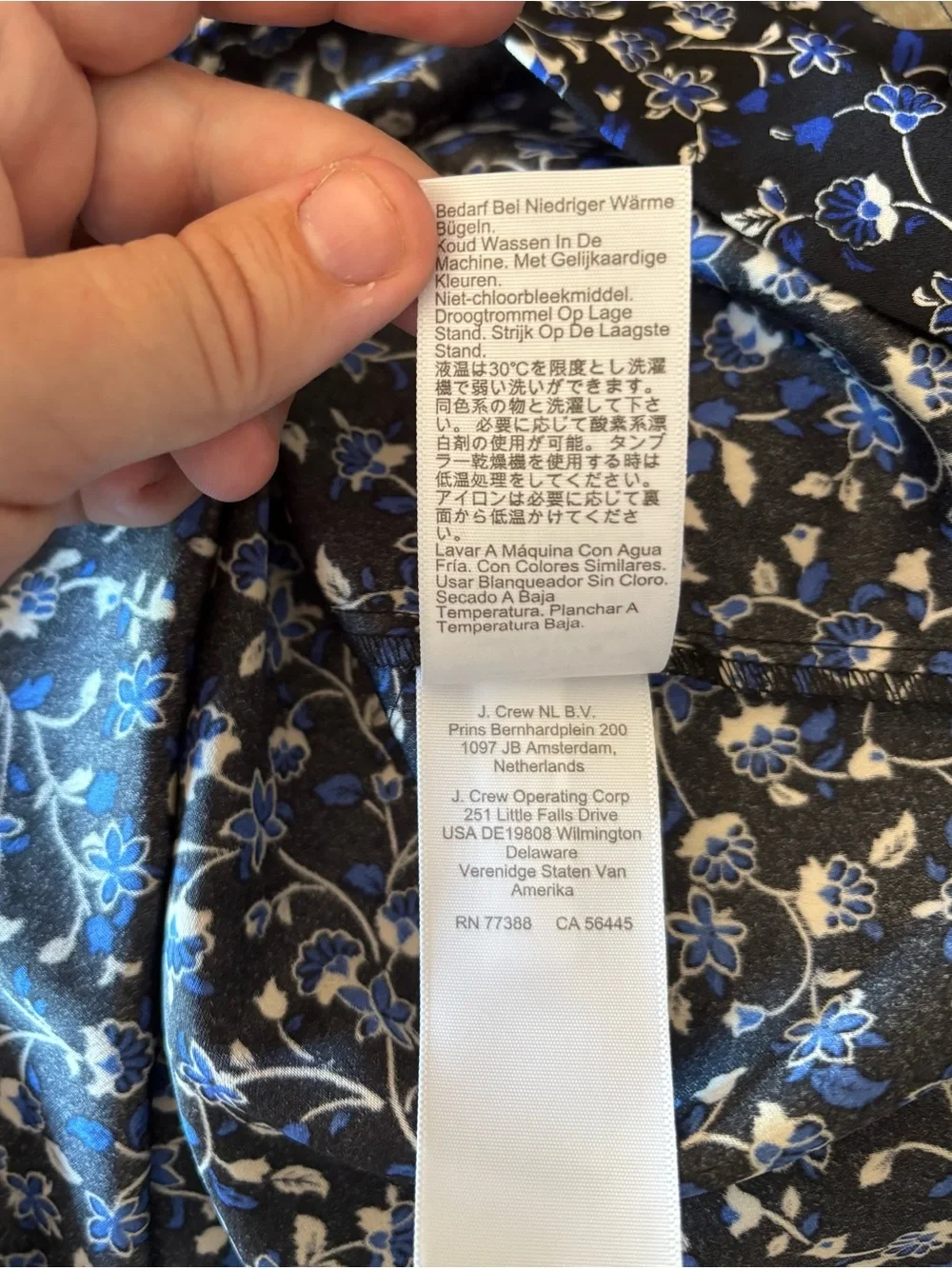 J. Crew women’s size Large Black Top royal Blue White Floral Print blouse casual